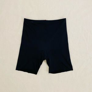 Spanx Simplicity Mid-Thigh Shorts Shaper